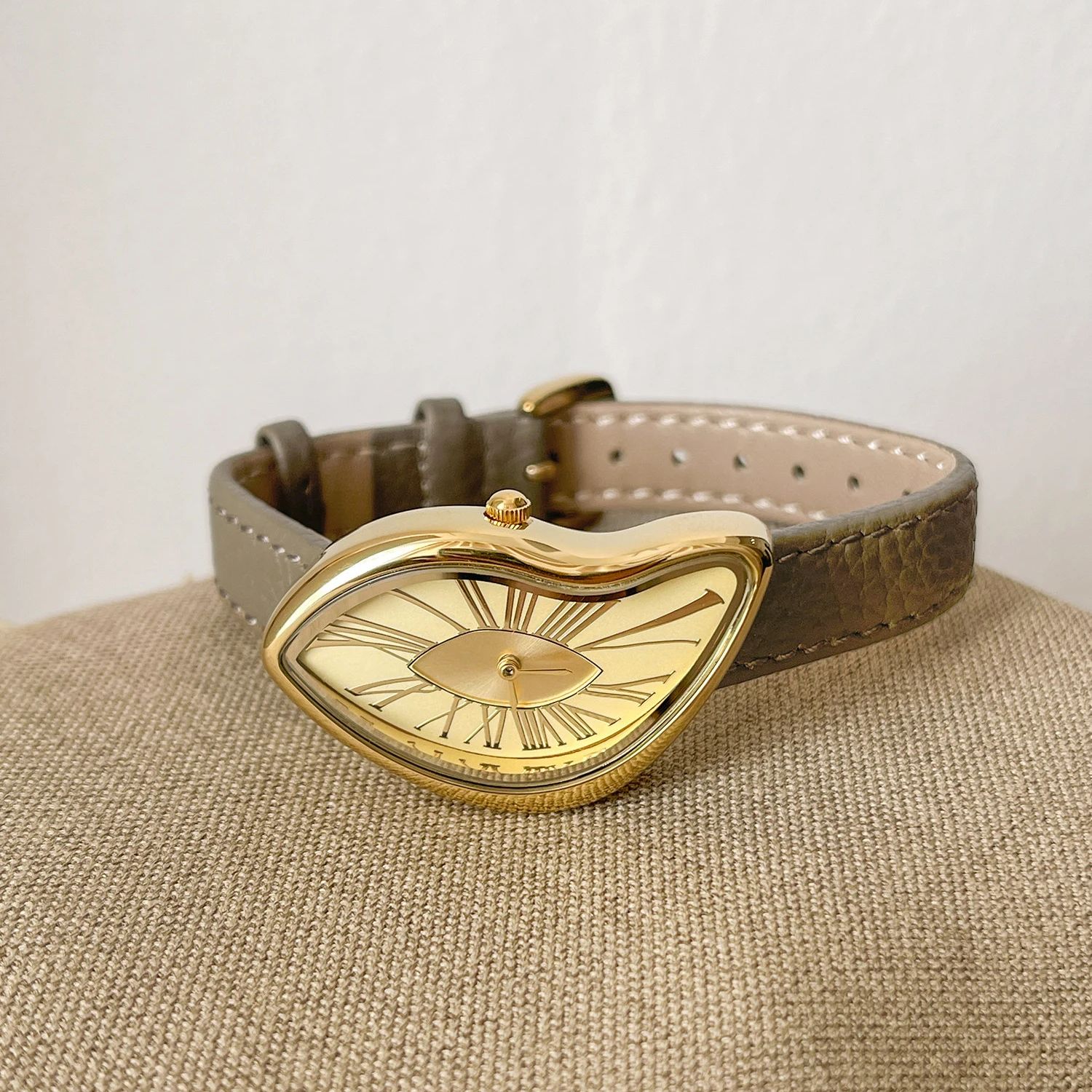 Orologio da donna creativo ret - High Jewelry Watches recensione e prezzo