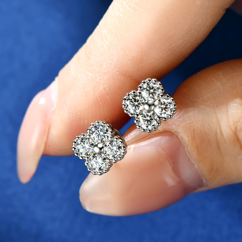 Set di gioielli con fiore di t - Diamond Stud Earrings recensione e prezzo